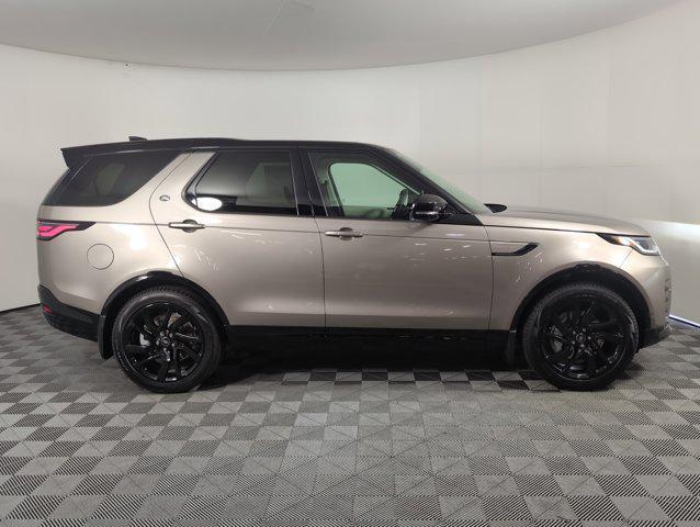 new 2025 Land Rover Discovery car, priced at $72,343