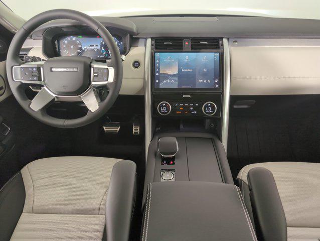 new 2025 Land Rover Discovery car, priced at $72,343