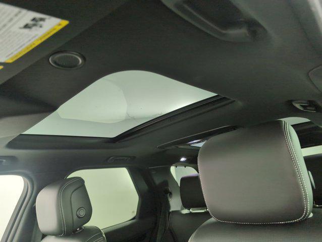 used 2025 Land Rover Discovery car, priced at $59,992