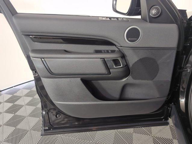 used 2025 Land Rover Discovery car, priced at $59,992
