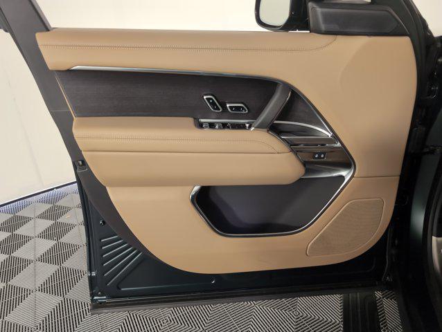 new 2025 Land Rover Range Rover car, priced at $162,705