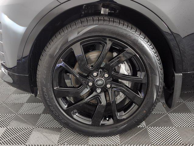 new 2025 Land Rover Discovery car, priced at $72,968