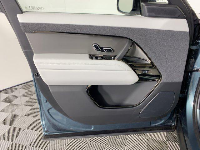 new 2025 Land Rover Range Rover Sport car, priced at $93,165