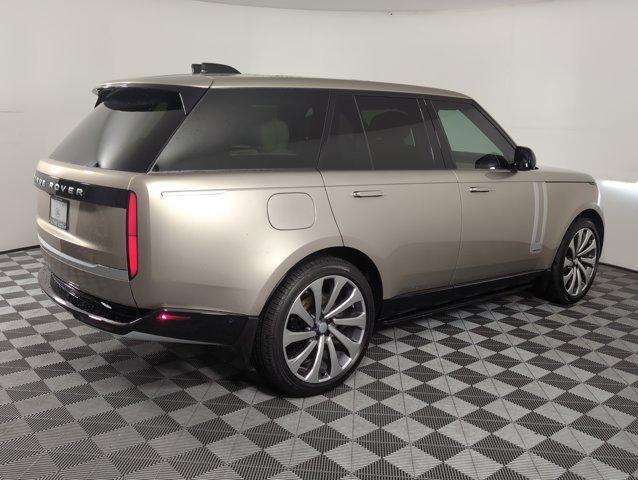 new 2025 Land Rover Range Rover car, priced at $181,270