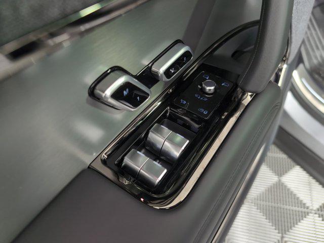 new 2025 Land Rover Range Rover Sport car, priced at $110,175