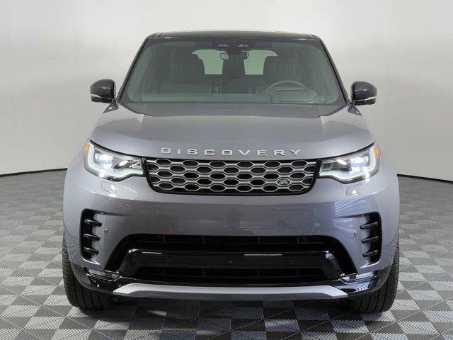 new 2025 Land Rover Discovery car, priced at $86,078