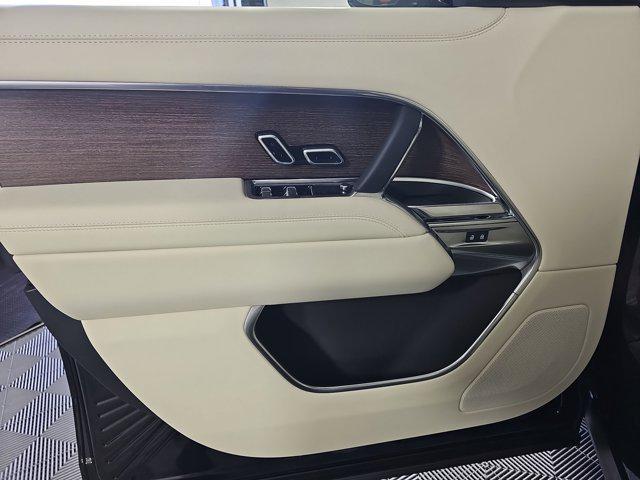 new 2025 Land Rover Range Rover car, priced at $153,575