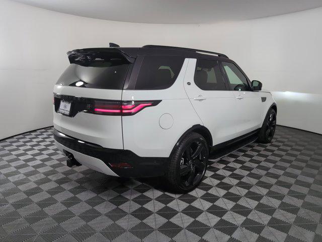 new 2025 Land Rover Discovery car, priced at $80,525