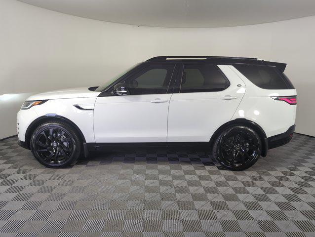 used 2025 Land Rover Discovery car, priced at $65,522