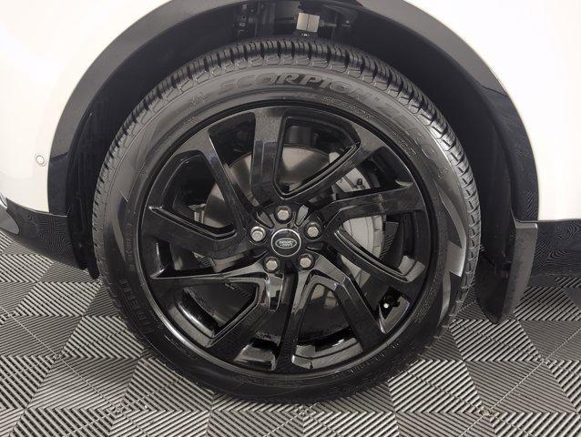 used 2025 Land Rover Discovery car, priced at $65,522