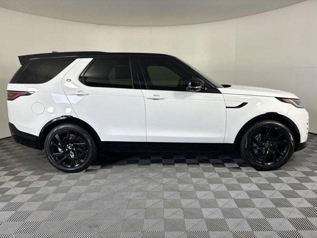 new 2024 Land Rover Discovery car, priced at $72,108