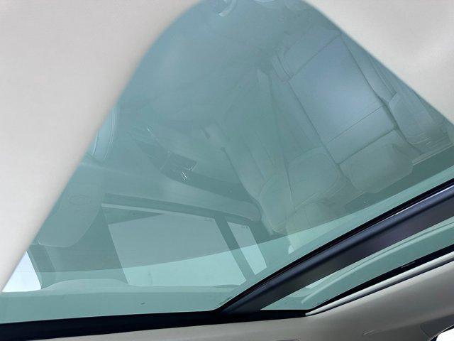 new 2025 Land Rover Range Rover car, priced at $154,625