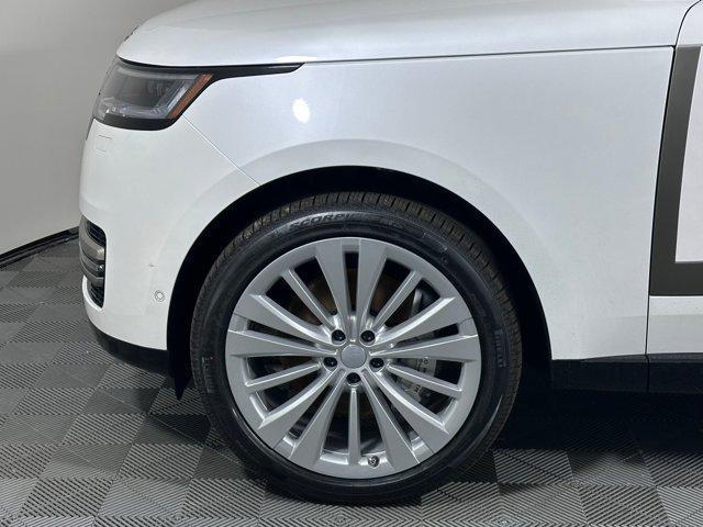 new 2025 Land Rover Range Rover car, priced at $154,625
