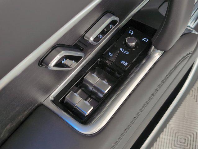 new 2025 Land Rover Range Rover car, priced at $126,540