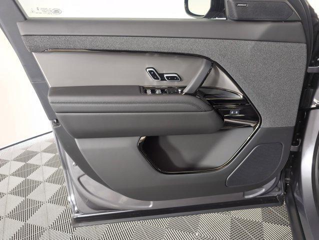 new 2025 Land Rover Range Rover Sport car, priced at $91,251