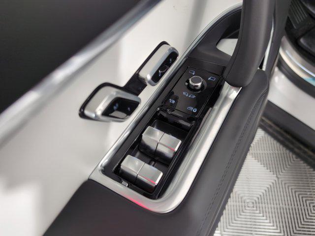 new 2025 Land Rover Range Rover car, priced at $222,165