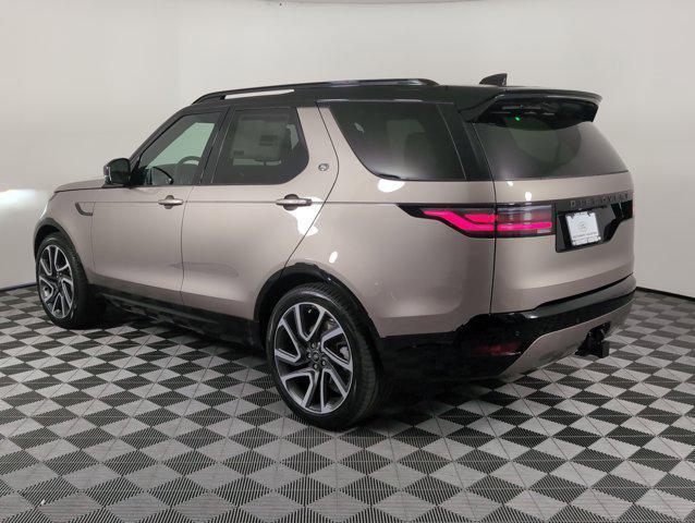 new 2025 Land Rover Discovery car, priced at $76,128