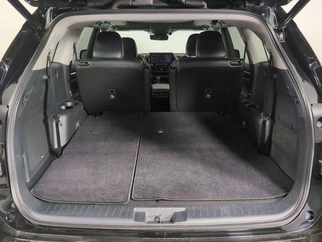 used 2021 Toyota Highlander car, priced at $30,997