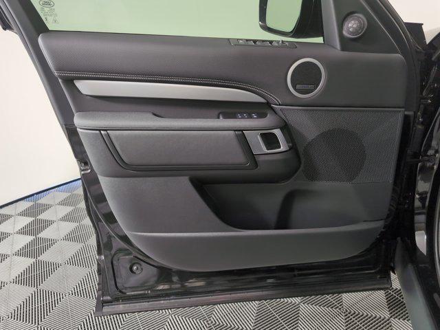 new 2025 Land Rover Discovery car, priced at $78,068