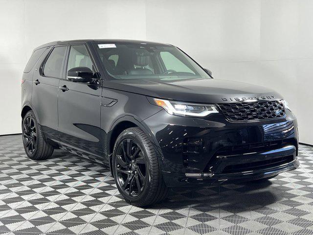 new 2025 Land Rover Discovery car, priced at $78,068