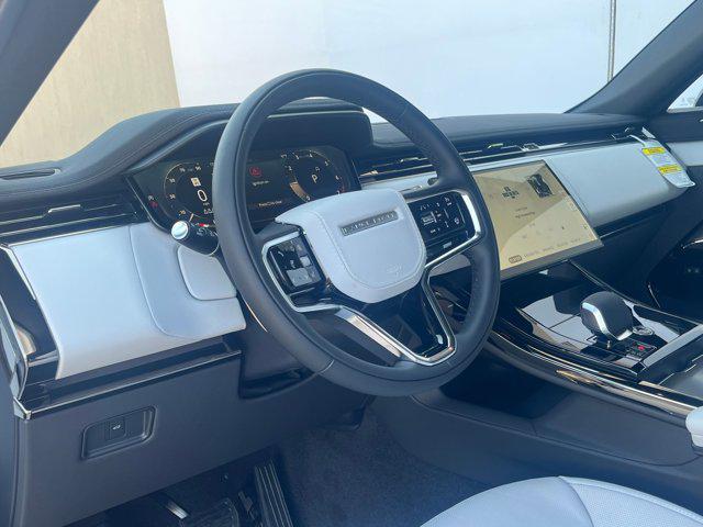 new 2025 Land Rover Range Rover Sport car, priced at $91,845
