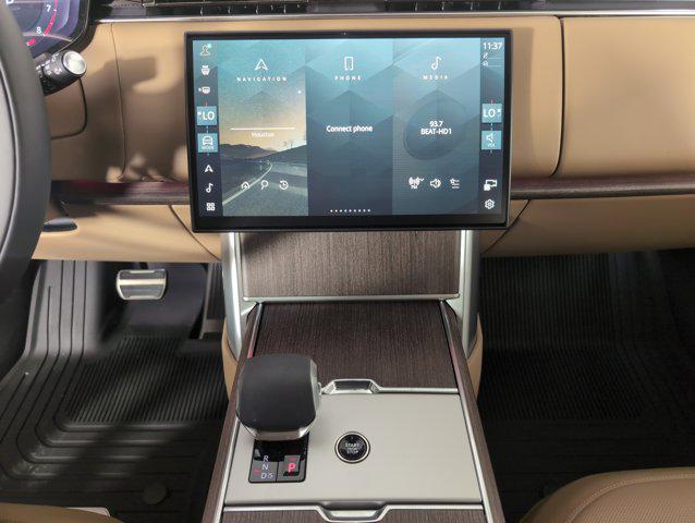 new 2025 Land Rover Range Rover car, priced at $145,730