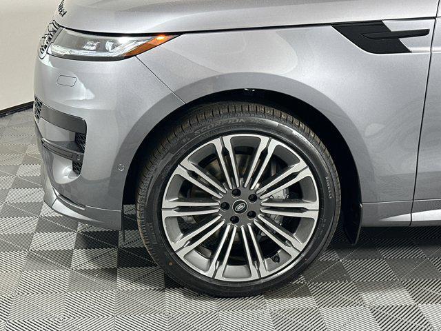 new 2025 Land Rover Range Rover Sport car, priced at $106,580