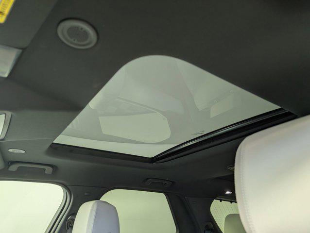 used 2023 Land Rover Discovery car, priced at $39,996