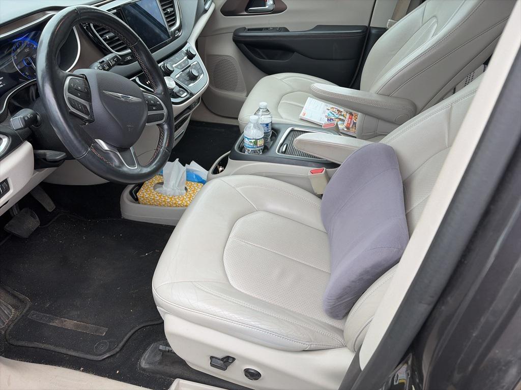 used 2017 Chrysler Pacifica car, priced at $14,995