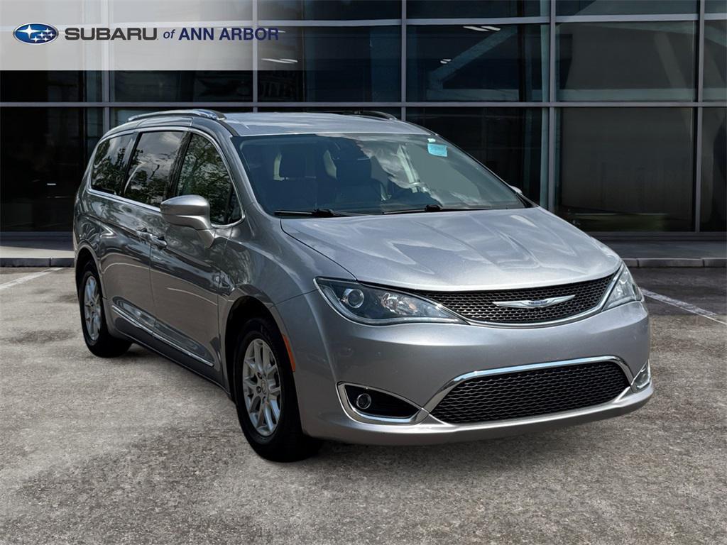 used 2020 Chrysler Pacifica car, priced at $14,995