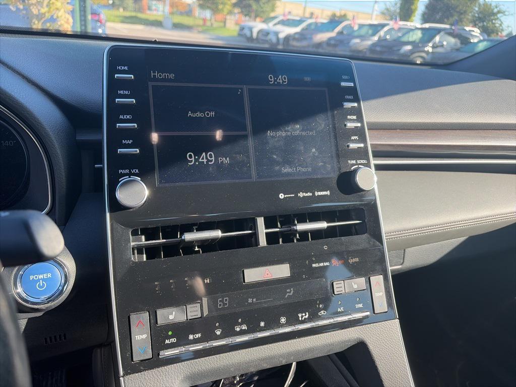 used 2019 Toyota Avalon Hybrid car, priced at $26,995