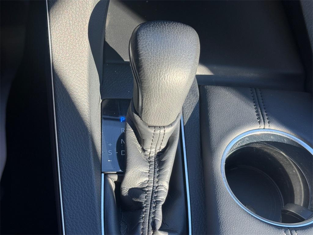 used 2019 Toyota Avalon Hybrid car, priced at $23,995