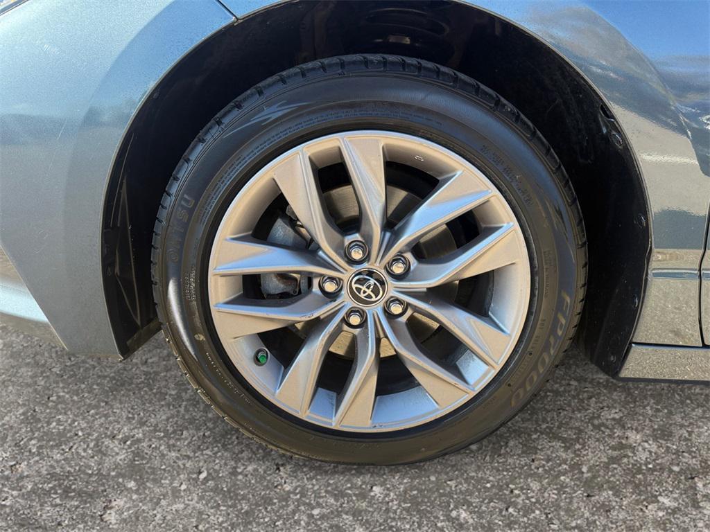 used 2019 Toyota Avalon Hybrid car, priced at $23,995