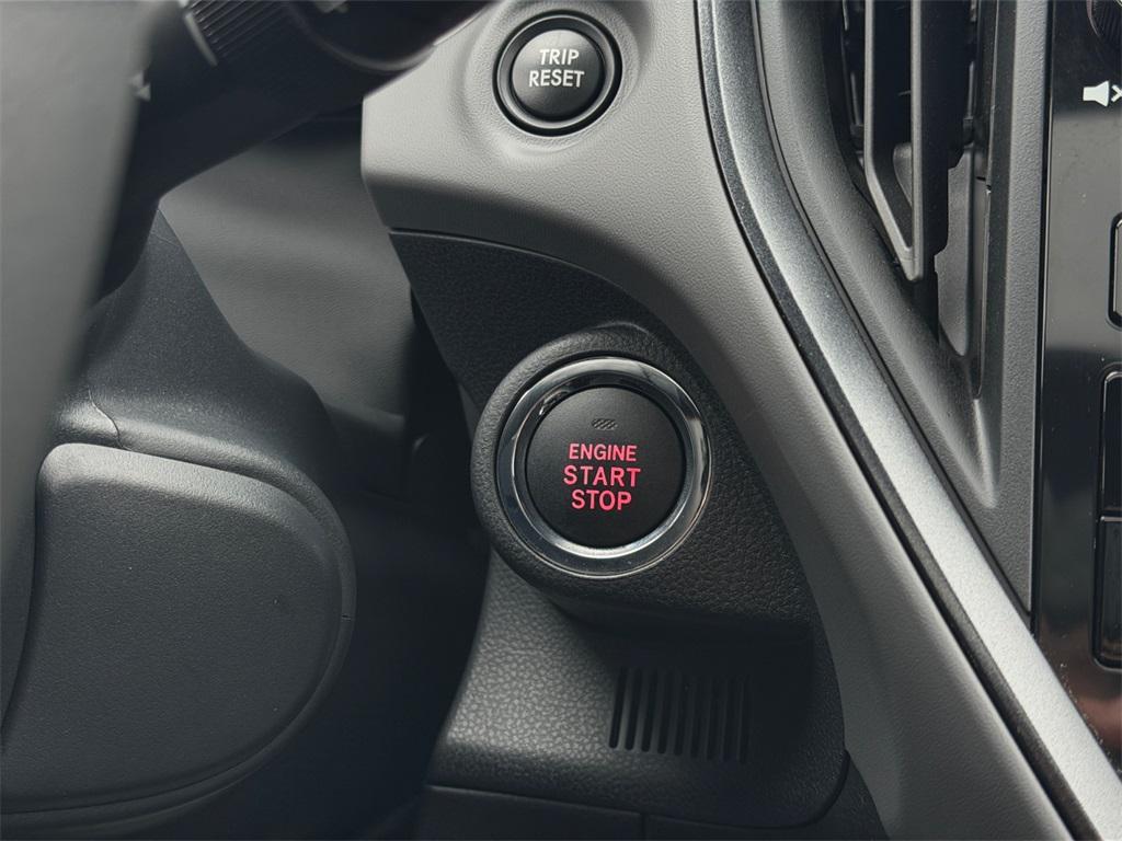 used 2025 Subaru Crosstrek car, priced at $29,295