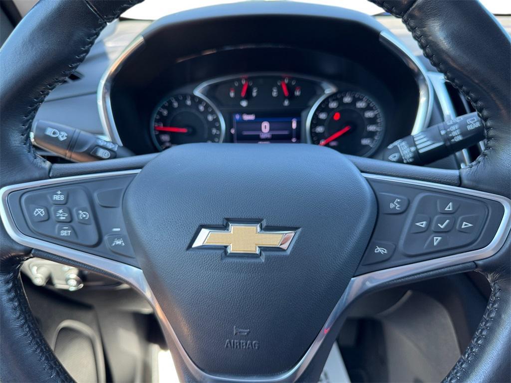 used 2022 Chevrolet Equinox car, priced at $18,495