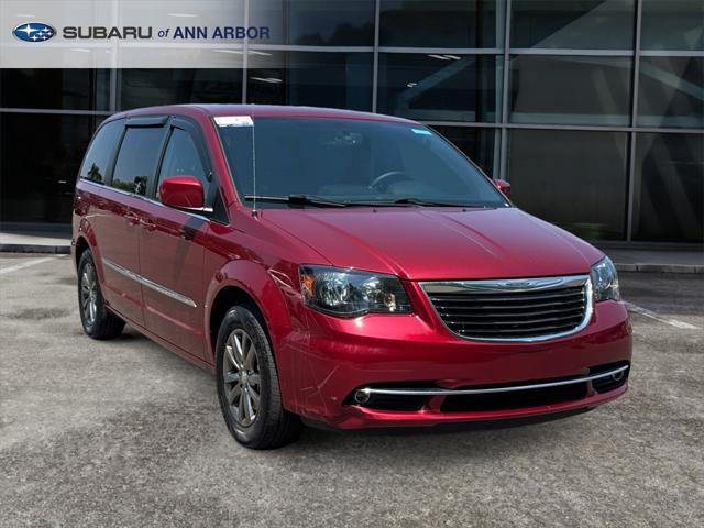 used 2015 Chrysler Town & Country car, priced at $13,995