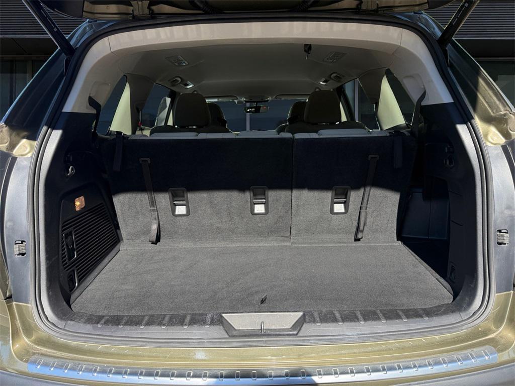 used 2022 Subaru Ascent car, priced at $27,995