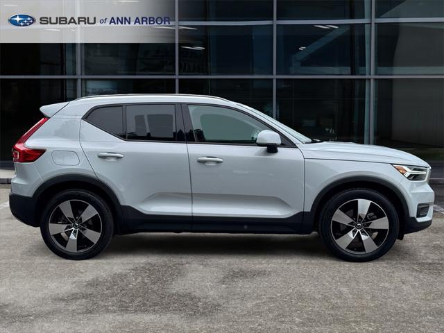 used 2022 Volvo XC40 car, priced at $30,295