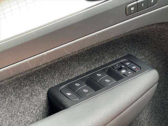 used 2022 Volvo XC40 car, priced at $30,295