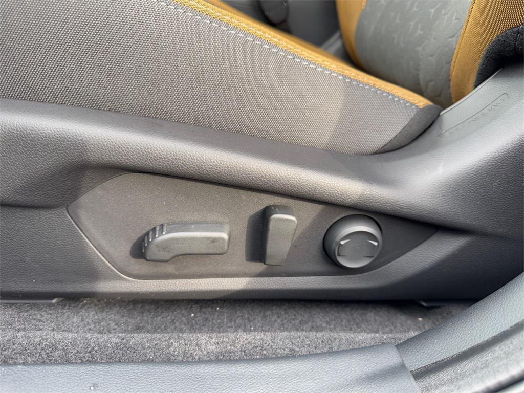 used 2025 Subaru Crosstrek car, priced at $29,895