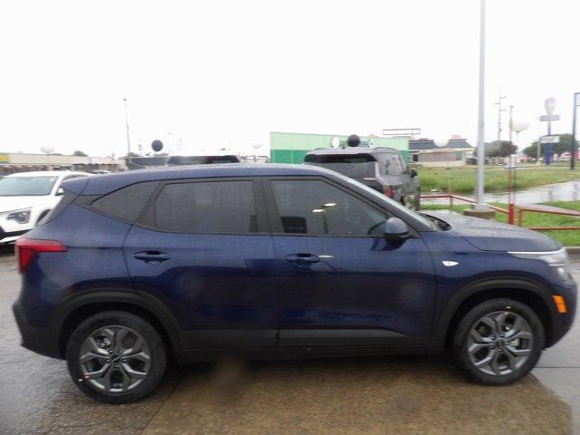 new 2026 Kia Seltos car, priced at $24,034