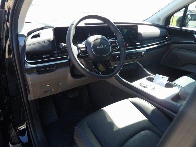 new 2025 Kia Carnival Hybrid car, priced at $41,655