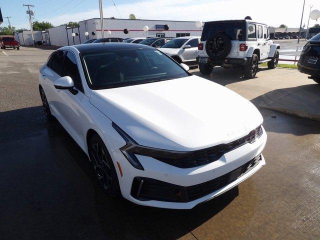 new 2025 Kia K5 car, priced at $33,977