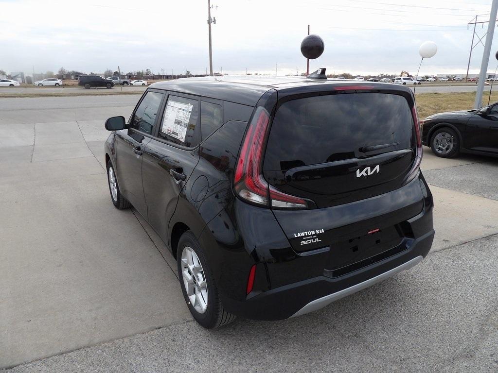 new 2025 Kia Soul car, priced at $22,185