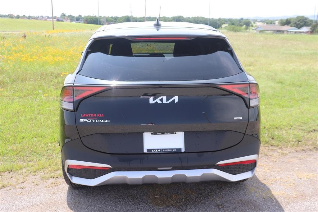 new 2025 Kia Sportage Hybrid car, priced at $30,140