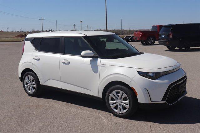 new 2025 Kia Soul car, priced at $22,381