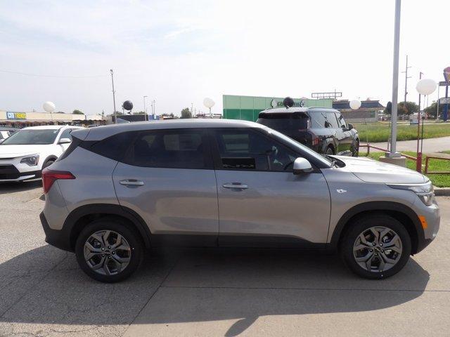 new 2026 Kia Seltos car, priced at $25,685