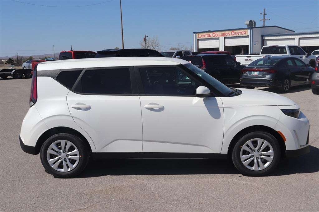 new 2025 Kia Soul car, priced at $21,685