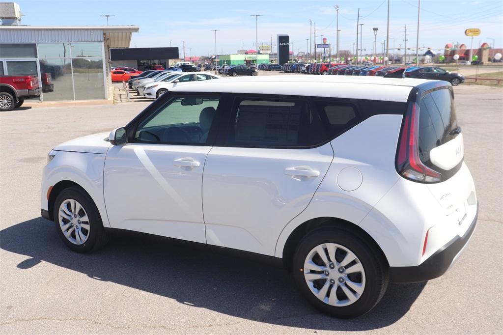 new 2025 Kia Soul car, priced at $21,685