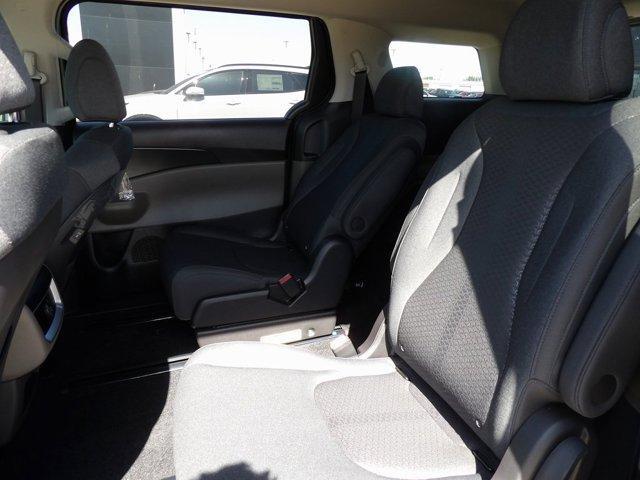 new 2026 Kia Carnival car, priced at $54,320